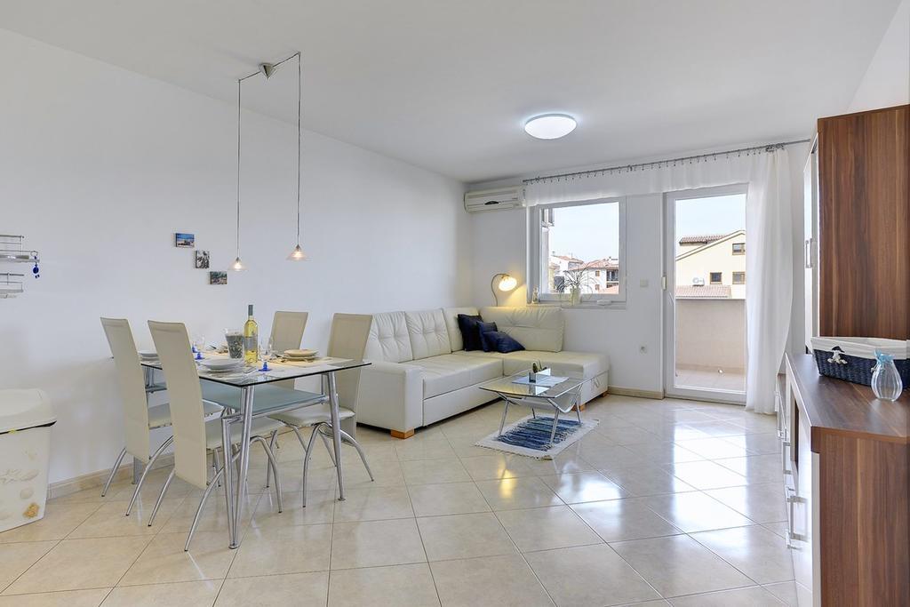Apartment Frlan Ližnjan Exteriör bild
